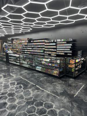 Large selection on vapes and juice