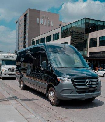 Star Limo Party Bus
