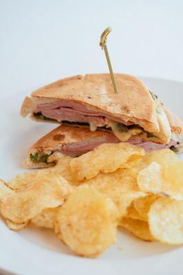 hot pig + fig sandwich