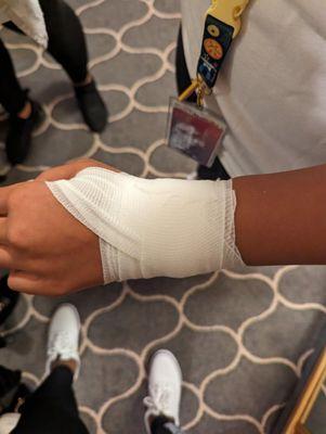 Injured student from un promised stage