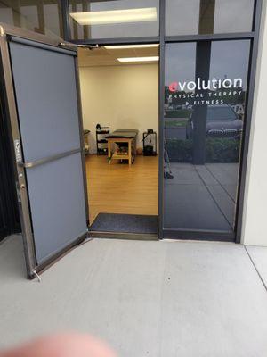 Evolution Physical Therapy & Fitness - Irvine