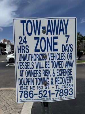 Dolphin Towing & Recovery