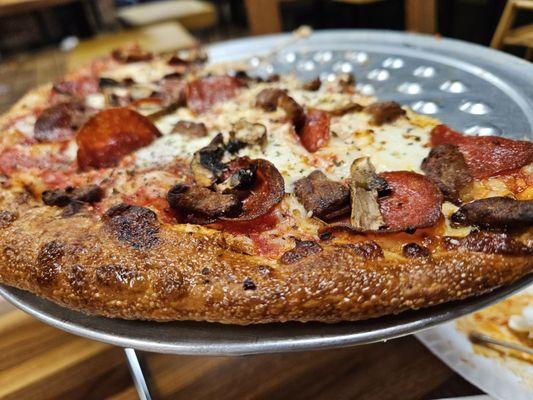 That Crust is so good