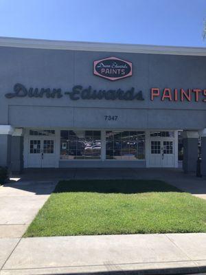 Dunn-Edwards Paints