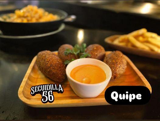 Quipes de pollo , Queso