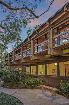 Berkeley Hills Midcentury by Hans Ostwald