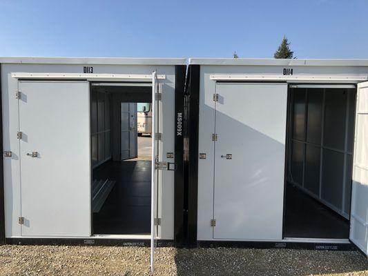 Storage units accessible from BOTH sides!