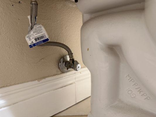 Toilet: new angle stop.