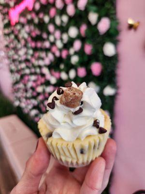 Cookie dough cheesecake