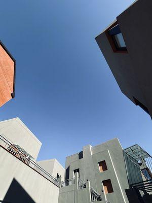 Market Hall is a beautiful building with stunning architecture. Loved my experience at Rockridge Dental!