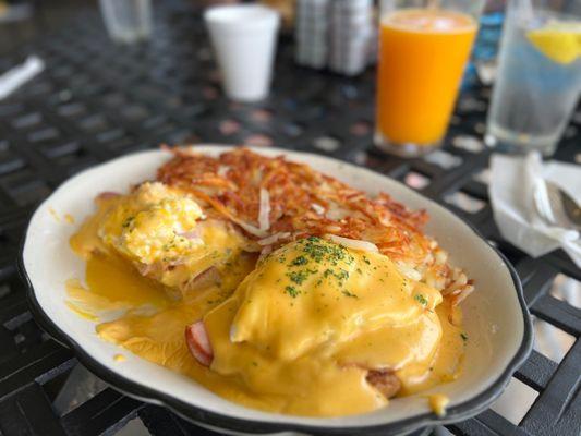 Eggs Benedict