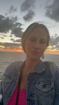 Recent laser treatment (Kelly) and Botox (Carley).