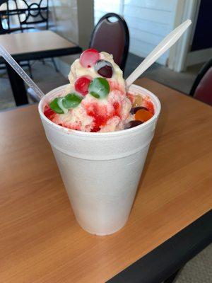 Extra large passion fruit with gummy skittles and cream