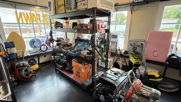 AZ Pawn of New London