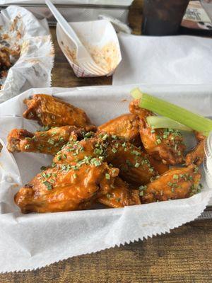 Dirty Myrtle Wing Company