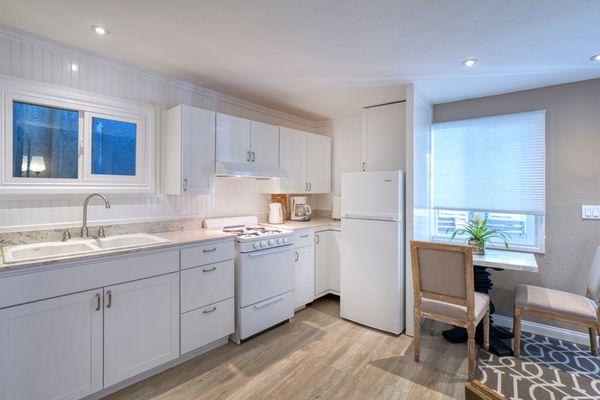 Studio kitchen and dining