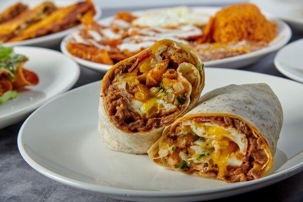 We're excited to invite you to try our delicious food at Fuegocravings!