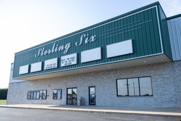 B&B Theatres - Iola Sterling Six Cinema