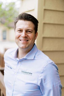 This is what Dr. Evan Pulver looks like. Not AI image, it's really him!