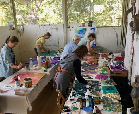 awesome mixed media all day art workshop last weekend. A great retreat with art therapy!