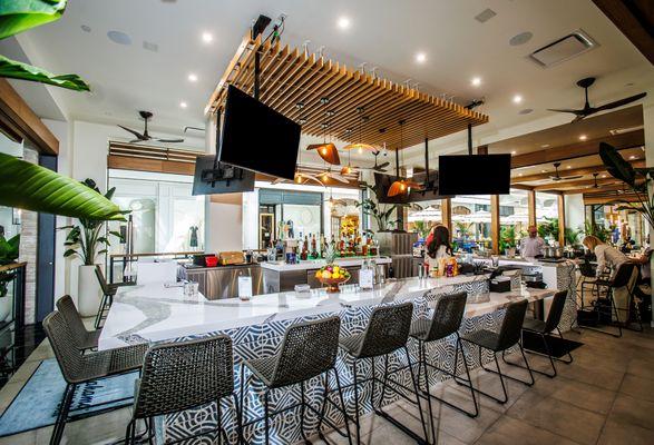 Tommy Bahama | Marlin Bar & Store - Nichols Hills