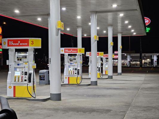 Underwood Express Mart