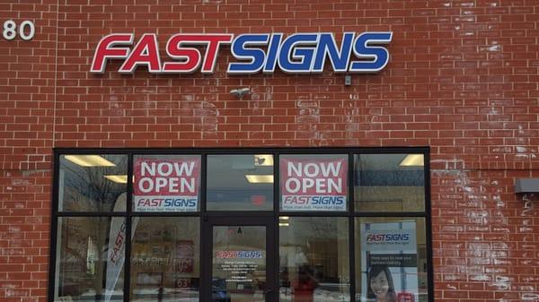 Fast Signs - Crystal Lake