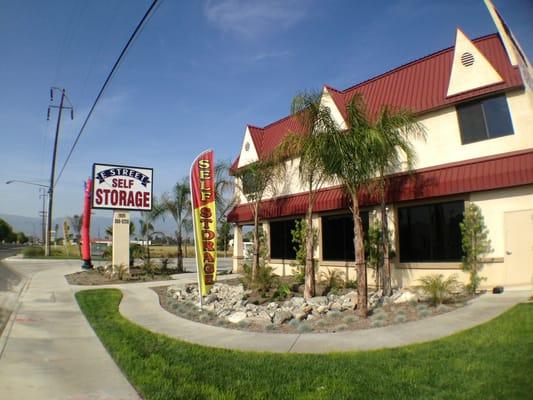 E Street Self Storage