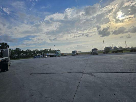 Sunshine Super Stop Truck Stop