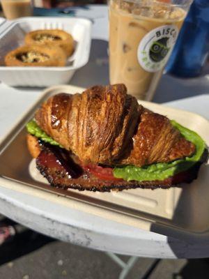 Guac On Up Food Truck