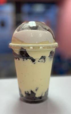 We make 4 types of banana pudding.
This one is our brownie bite banana pudding. #1 seller