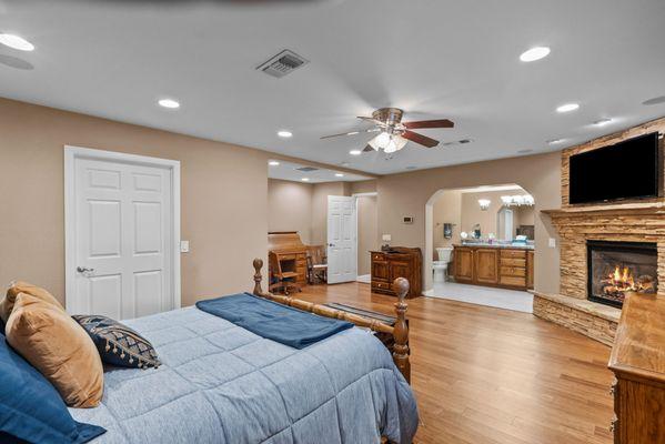 Jonathan Luna Real Estate