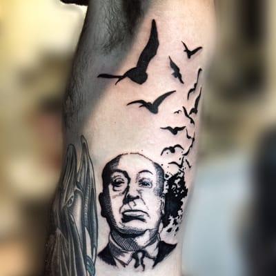 Alfred Hitchcock ribshot. Artist: Regina (Push)