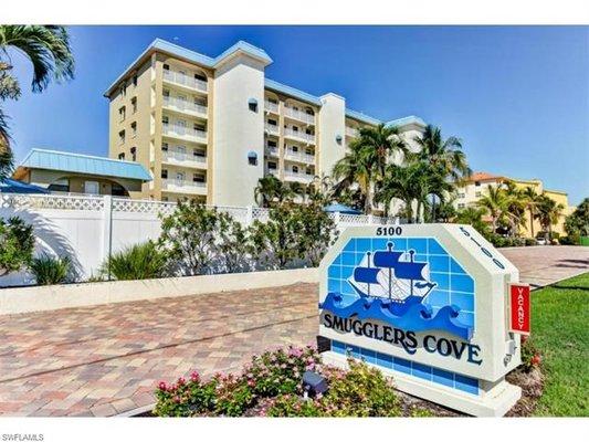 Smuggler's Cove Condominium