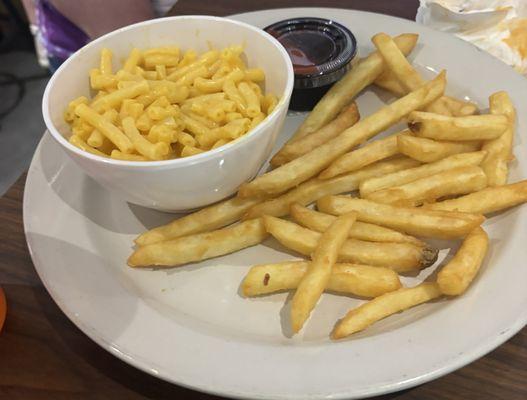 Chrissy's Gaming Bar & Grill