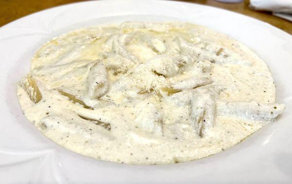 Quattro Formaggi (lunch serving)