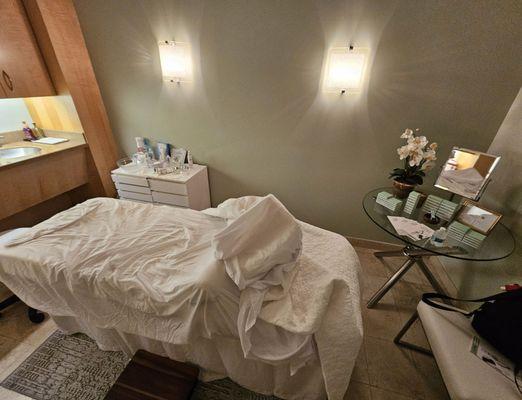 The facial room after my session. I didn't get to take a before picture, but everything was prepared so thoughtfully and neatly.