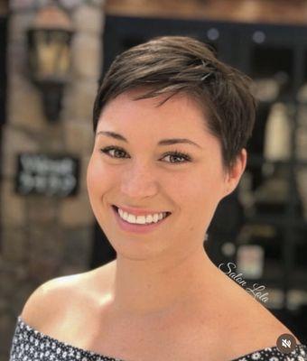 I've always believed that a haircut isn't just about trimming the ends; it's about creating movement, texture, and a style that fits you.