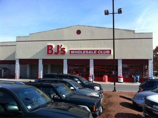 BJ's Wholesale Club Gas Station