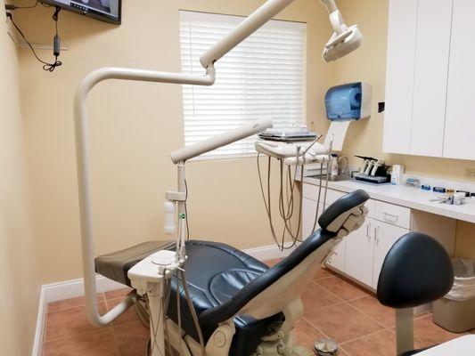 Michael Sampson, DMD - Smiles By Design