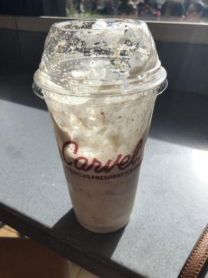 I paid for the regular carvelanche Oreo and this is what I got. The cup is not even full. Never coming back to this place!