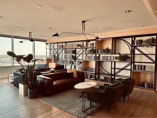 Common Desk - Post Oak Blvd