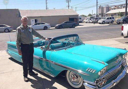 Holiday's Auto Service