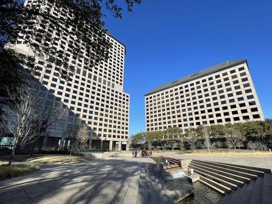 Towers At Williams Square