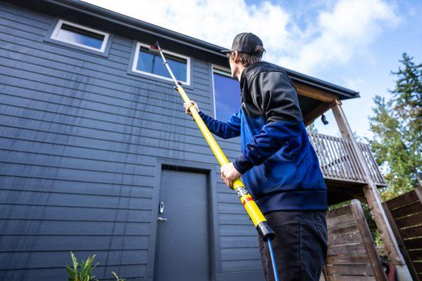 water fed pole window cleaning