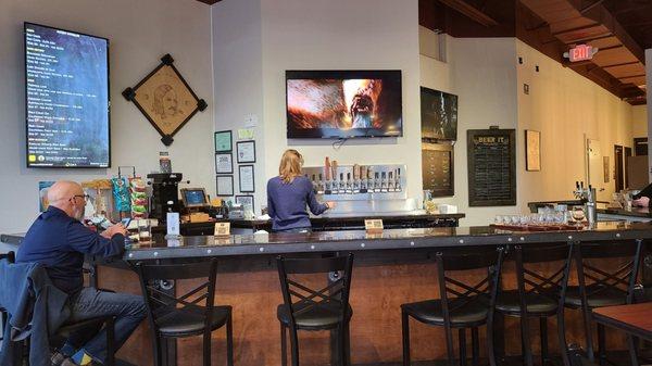 Cadillac Straits Brewing Co