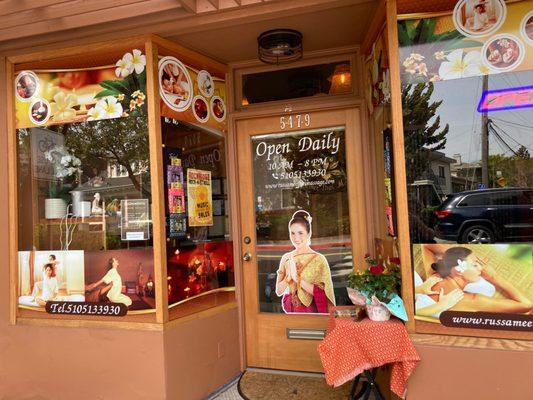 Russamee Traditional Thai Massage