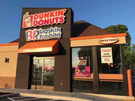 Baskin Robins Ice Cream And Dunkin Donuts