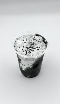 Black Sesame Cream Top