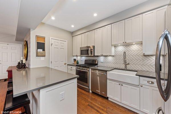 2237 N Oakley #2 - SOLD